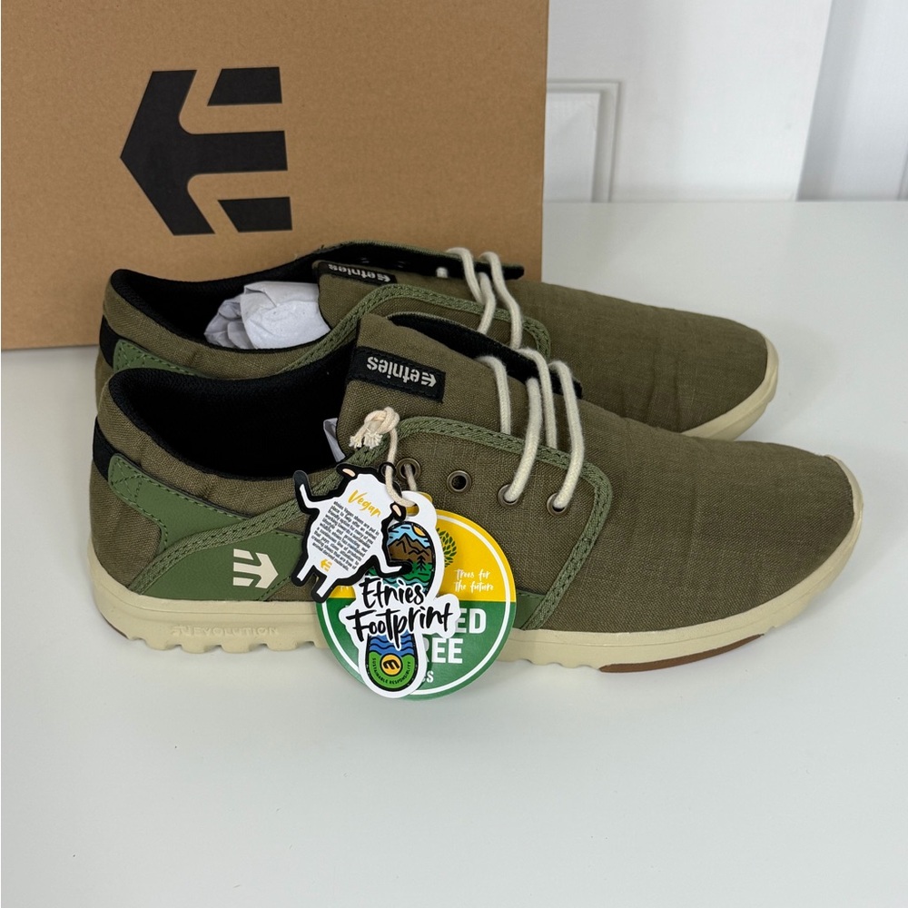 Etnies Scout Skate‎ Men’s Size 10 Olive Tan Gum Sneakers Casual Shoes NIB